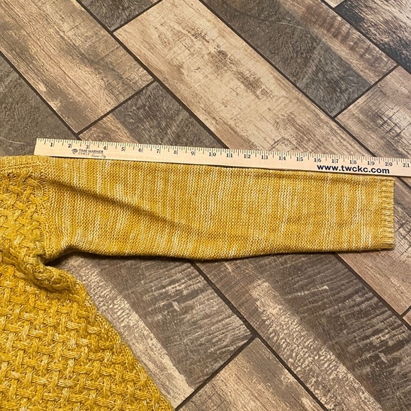Hooked Up by IOT Mustard Knit Sweater - Picture 8 of 10